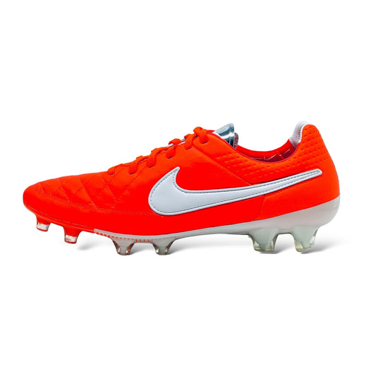 Nike Tiempo Legend V ACC FG Total Crimson/White/Metallic Silver