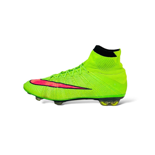 Nike Mercurial Superfly IV - ElectricGreen/HyperPunch